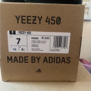 YEEZY 450